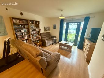 14 Hazel Lawns, Hazelhill, Ballyhaunis, Co. Mayo - Image 3
