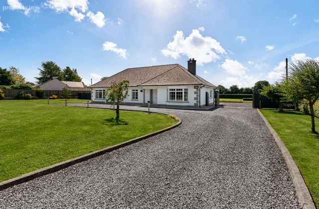 Great Oak View, Baconstown, Enfield, Summerhill, Co. Meath - Click to view photos