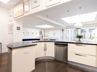 23 Vavasour Square, Sandymount, Dublin 4, Co. Dublin, Sandymount, Dublin 4 - Image 5