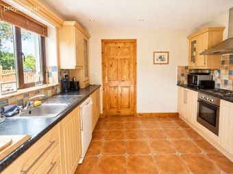 4 Sneem Leisure Village, Seaview, Sneem, Co. Kerry - Image 4