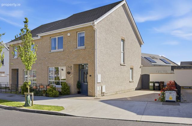 8 Westmill Place, Miller's Glen, Swords, Co. Dublin - Click to view photos