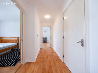 102 Allendale Square, Clonsilla, Dublin 15 - Image 2
