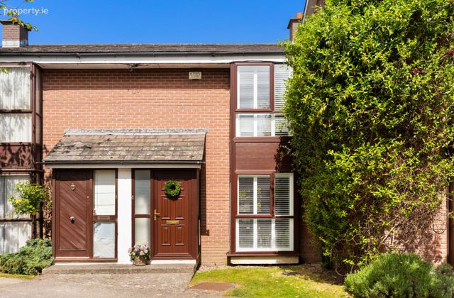 2 Ailesbury Mews, Sandymount, Dublin 4, Sandymount, Dublin 4 - Click to view photos