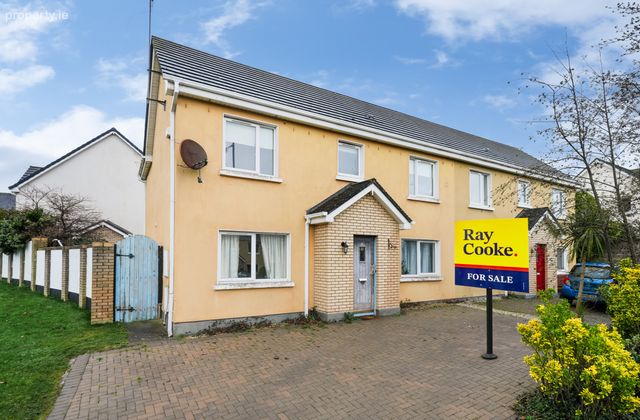 4 Chapel Farm Road, Lusk, Co. Dublin, Lusk, Co. Dublin - Click to view photos