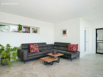 Oakview House, Mooretown, Ratoath, Co. Meath - Image 4