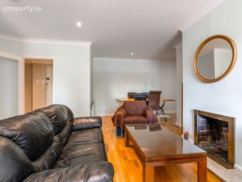 Apartment, Merrion Village, Merrion, Dublin 4 - Image 3