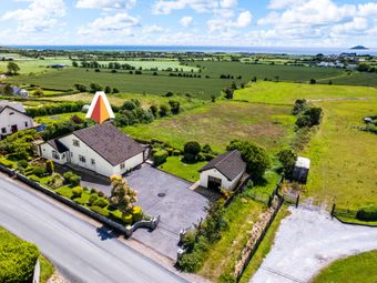 Moanroe, Garryvoe, Co. Cork