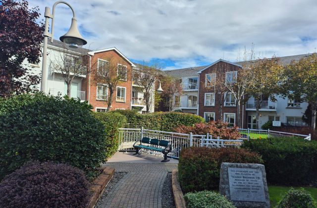 Apartment 58, Saint James's Woods, Dublin 8 - Click to view photos