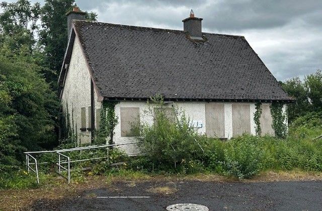 Legga, Moyne, Co. Longford - Click to view photos