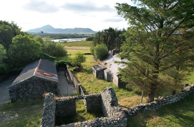 Carramore, Liscarney, Westport, Co. Mayo - Click to view photos