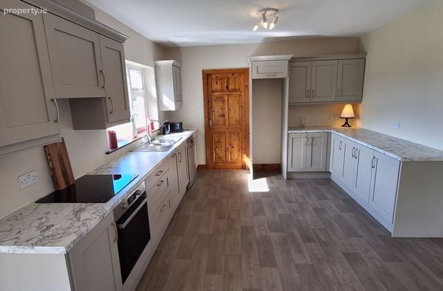 Listellick North, Tralee, Co. Kerry, Listellick, Co. Kerry - Click to view photos