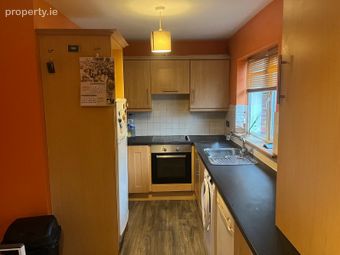 17 Cois Abhainn, Jervis Street, Ardee, Co. Louth - Image 4