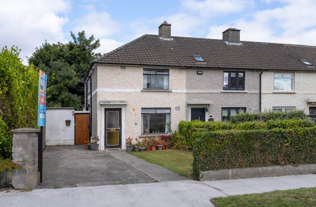 100 Mulvey Park, Dundrum, Dublin 14, Co. Dublin, Dundrum, Dublin 14 - Click to view photos
