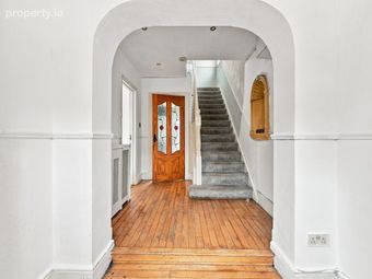 102 Verbena Avenue, Sutton, Dublin 13 - Image 2