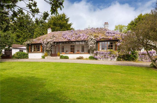Sweetbank, Kilmartin, Newcastle, Co. Wicklow - Click to view photos