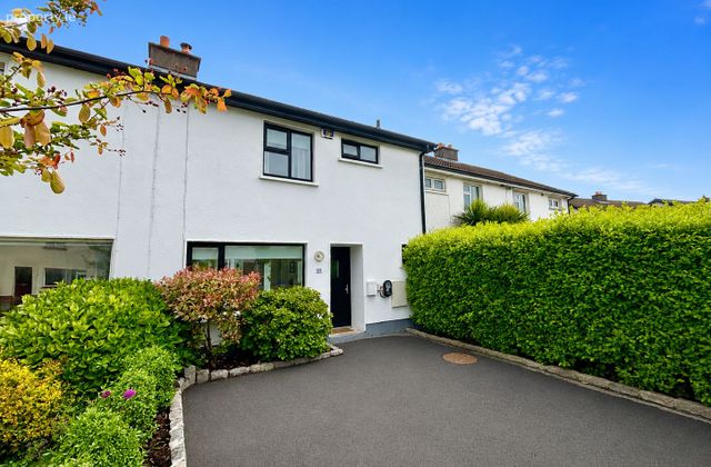 21 Rockfield Park, Rahoon, Co. Galway - Click to view photos