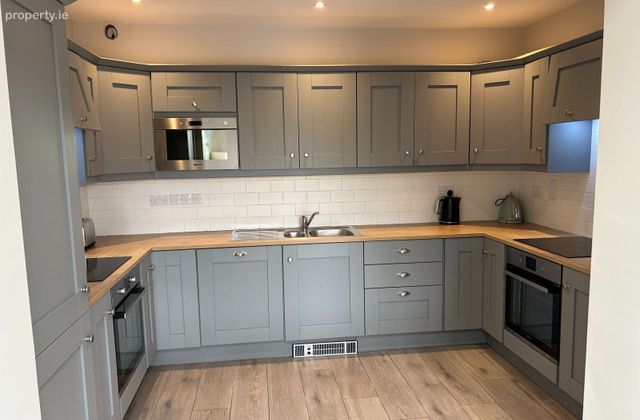 Lakeview Road, Greenfields, Newcastle, Co. Galway - Click to view photos