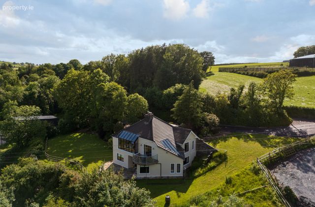 Curraleigh, Inniscarra, Co. Cork - Click to view photos