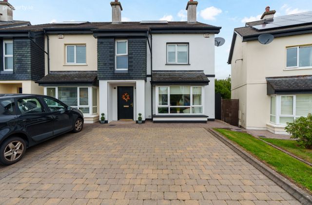 5 Highfield Crescent, Ballincollig, Co. Cork - Click to view photos