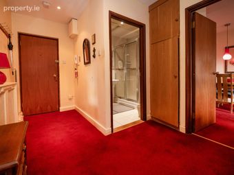 13 The Sycamores, Stradbrook Hill, Blackrock, Co. Dublin, Blackrock, Co. Dublin - Image 2