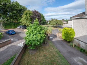 4 Clontymon Lawn, Boreenmanna Road, Ballinlough, Co. Cork - Image 3