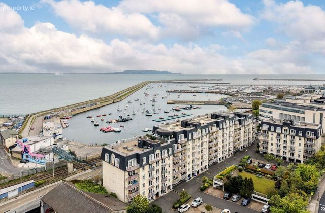 Apartment 44, Block 2, Clearwater Cove, Dun Leary Road, Monkstown, Co. Dublin - Click to view photos