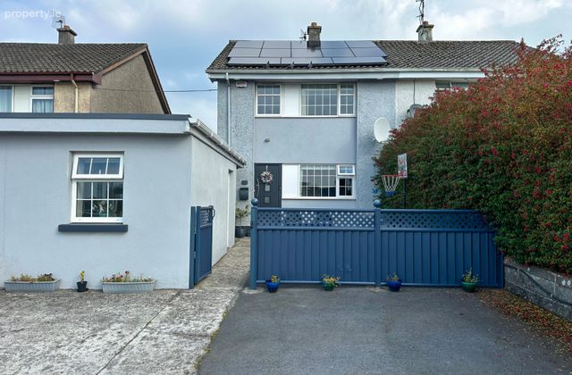 156 Rahylin Glebe, Ballybane, Galway, Ballybane, Co. Galway - Click to view photos