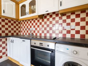 Apartment 6, Main Street, Shrule, Co. Mayo - Image 4
