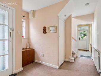 29 Glenomena Park, Booterstown, Co. Dublin - Image 3
