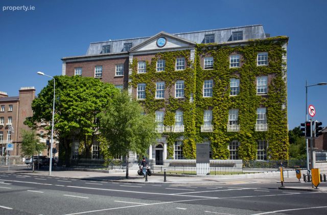 Fitzwilliam Place, Dublin 2 - Click to view photos