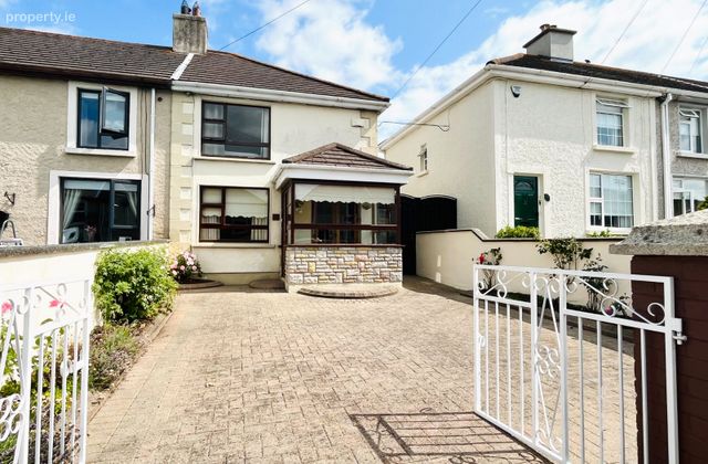 47 Saint Aidan's Villas, Enniscorthy, Co. Wexford - Click to view photos