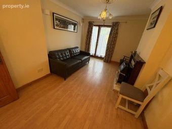 4 The Square, Lucan, Co. Dublin - Image 4