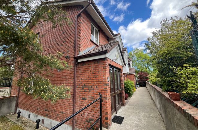 5 The Manor, Royston, Kimmage, Dublin 12 - Click to view photos