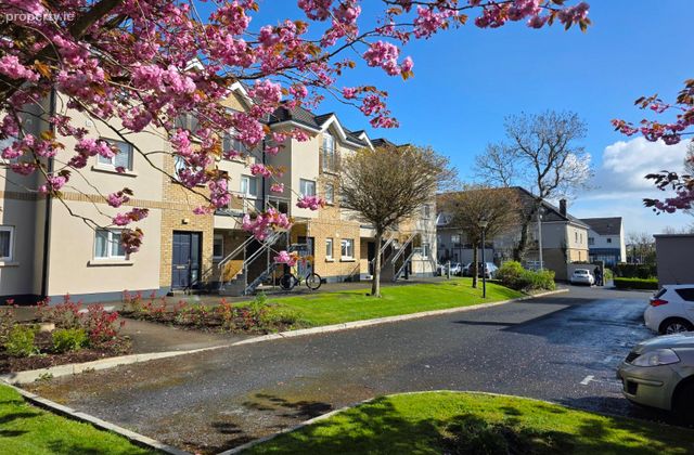 Duplex Apartment, Fearnog, Knocknacarra, Co. Galway - Click to view photos