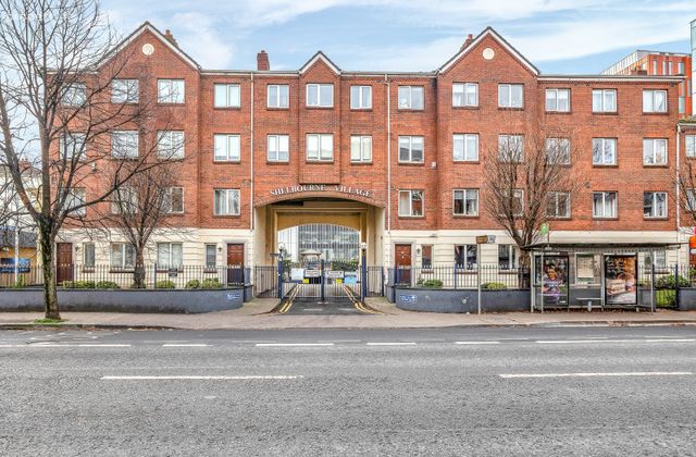 47 Shelbourne Village, Grand Canal Dock, Dublin 4 - Click to view photos