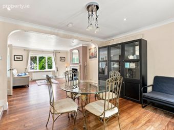 21 The Crescent, Griffith Downs, Drumcondra, Dublin 9 - Image 4