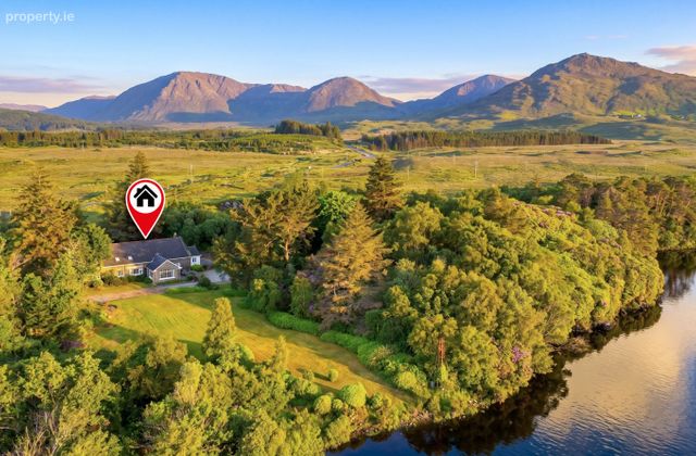Station Cottage, Lissoughter, Recess, Co. Galway - Click to view photos