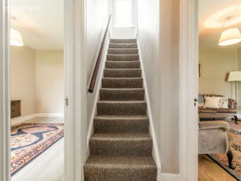 40 Beaufield Park, Stillorgan, Mount Merrion, Co. Dublin - Image 2