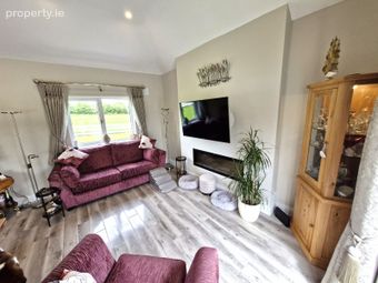 Hawthorn Cottage, Ballinalone, Drumraney, Co. Westmeath - Image 2