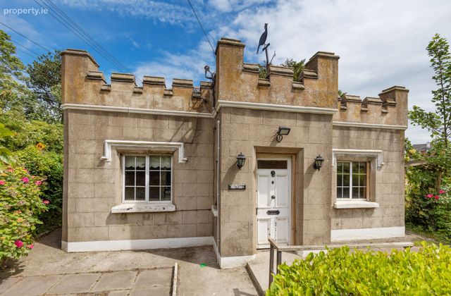 The Lodge, Grace Park Road, Dublin 9 - Click to view photos