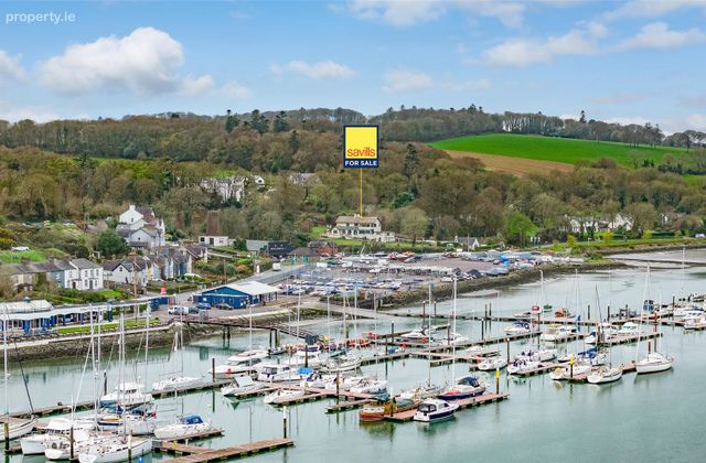 Dolphin Lodge, Hoddersfield, Crosshaven, Cork, Crosshaven, Co. Cork - Click to view photos