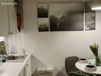 Ballymun Road, 24, Dublin 9, Ballymun, Dublin 9 - Image 4