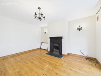 11 Castle Court, Carrickbeg, Carrickbeg, Co. Tipperary - Image 4