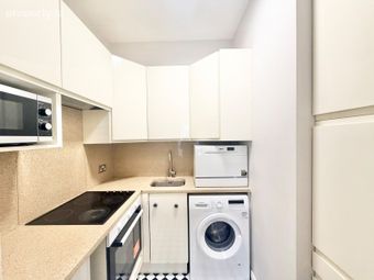 Apartment 90, King's Court, Parnell Street, Dublin 1 - Image 5