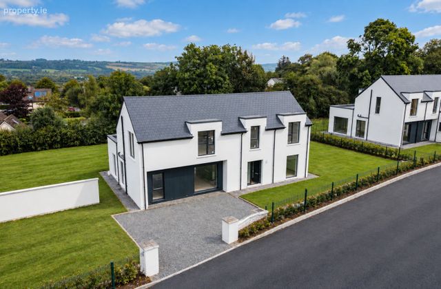 2 Cuan Na Coille, Aherla, Co. Cork - Click to view photos