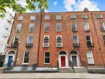 18 Herbert Street, Dublin 2