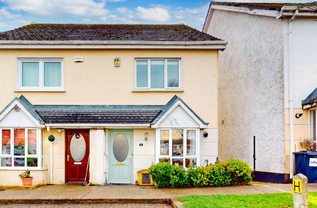 51 Moylaragh Drive, Balbriggan, Balbriggan, Co. Dublin - Click to view photos
