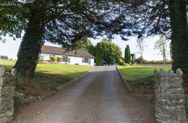 Ballyspillane West, Midleton, Co. Cork - Click to view photos