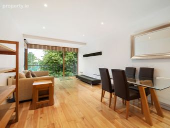 Apartment 7, Turnstone, Thornwood, Booterstown Avenue, Booterstown, Booterstown, Co. Dublin - Image 2