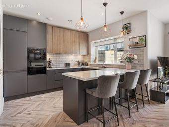 56 Church Green, Ballinglanna, Glanmire, Co. Cork